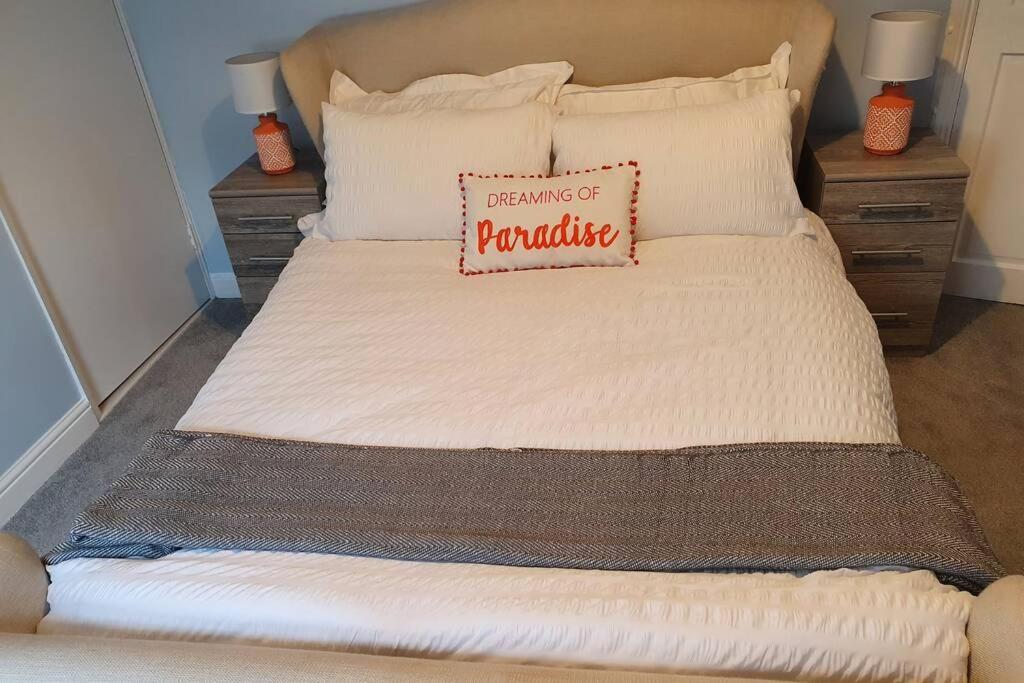 Cosy, Quirky, Comfy 'N' Chic House- Appartamento Swindon Esterno foto