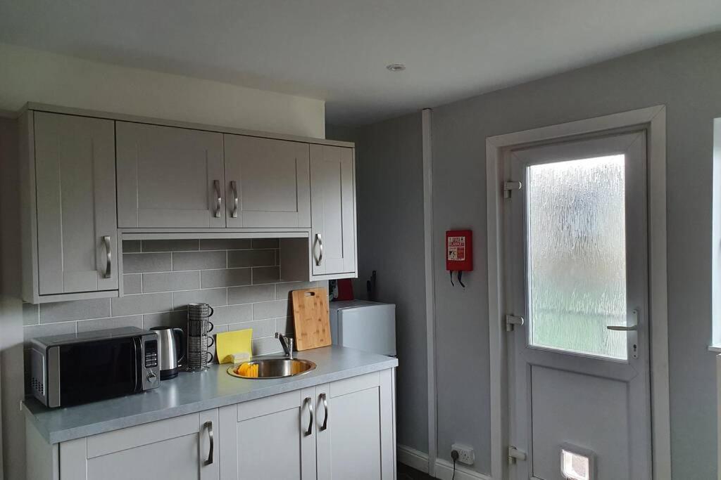 Cosy, Quirky, Comfy 'N' Chic House- Appartamento Swindon Esterno foto